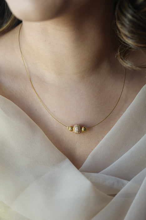 Heritage gold plated invisible necklace IN10112