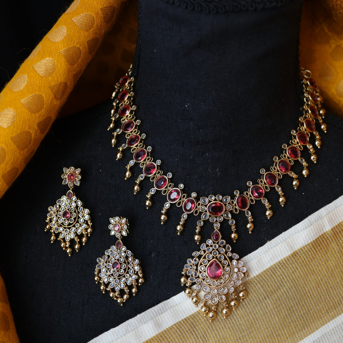 Antique ruby stone short necklace with earrings V13012