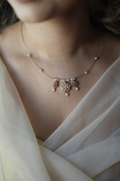 Heritage gold plated invisible necklace IN1014