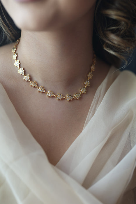 Heritage gold plated short necklace H0923