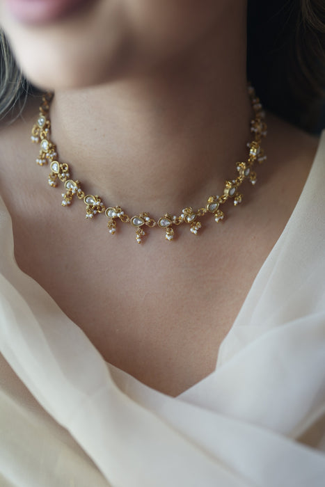Antique white stone choker short necklace CCB1345