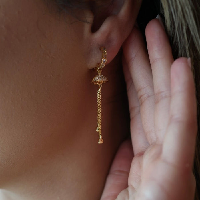 Heritage gold plated white stone hoop earrings HD305
