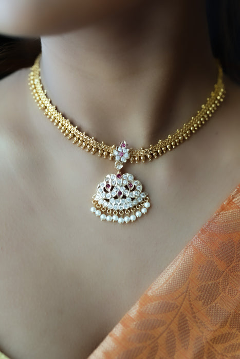 Heritage gold plated ruby white stone short necklace H5812