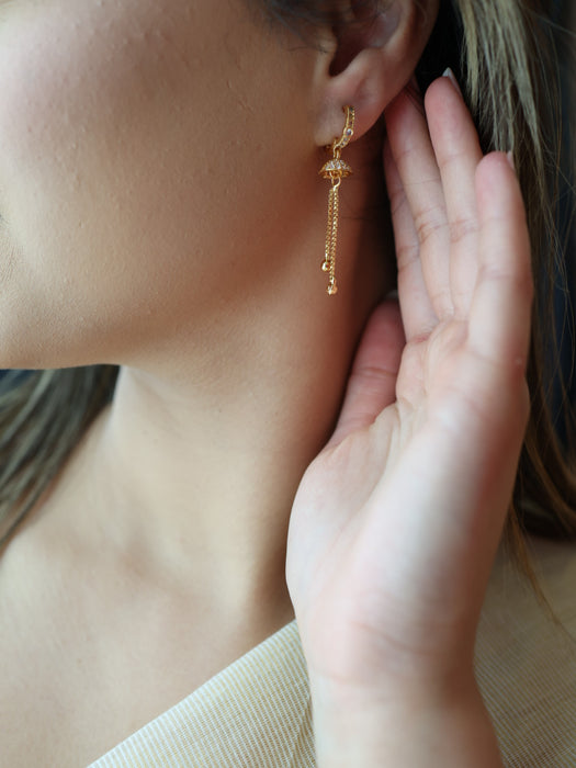 Heritage gold plated white stone hoop earrings HD305