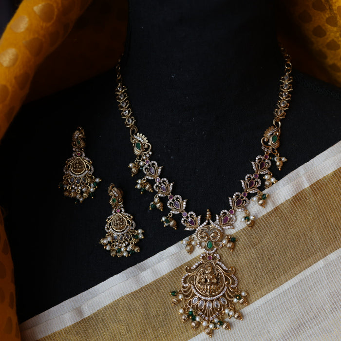 Antique stone and pearl short necklace with earrings S1B287