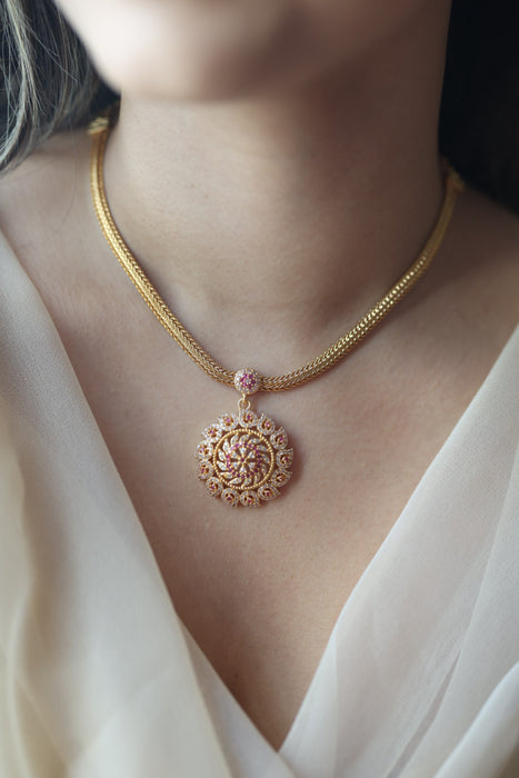 Heritage gold plated short necklace H2799