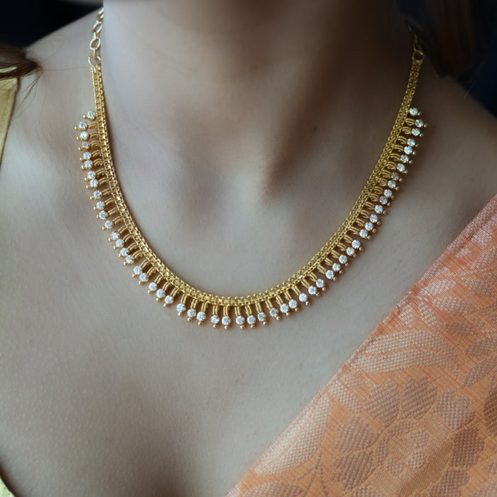 Heritage gold plated white stone short necklace H5801