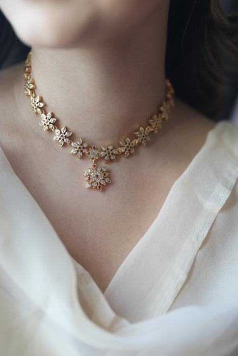 Heritage gold plated choker short necklace H289