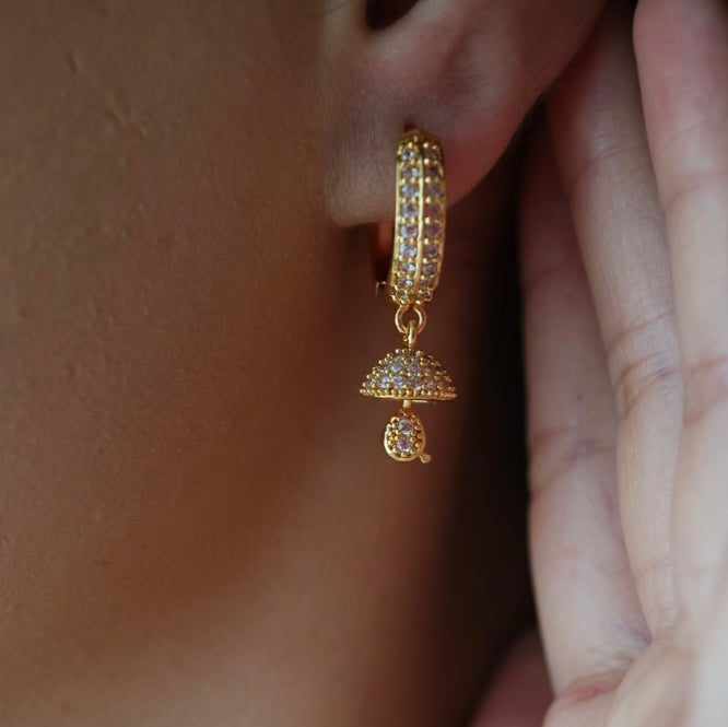 Antique white stone drop earrings AD221