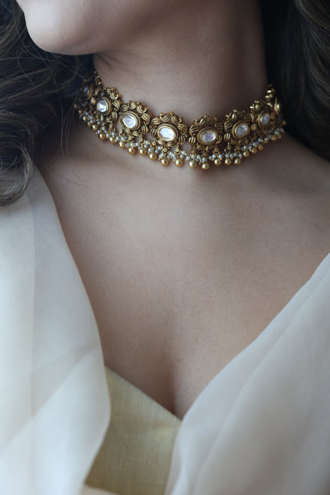 Antique pearl choker necklace with earrings CCB21024