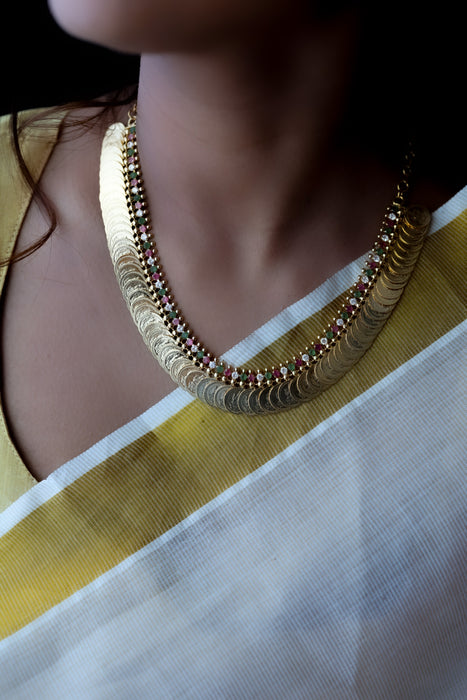 Heritage gold plated white stone coin short  necklace H52333