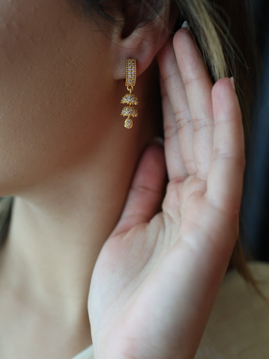 Heritage gold plated white stone hoop earrings HD899