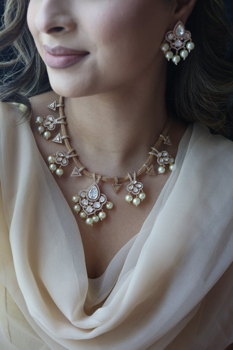 Kundan white stone short necklace with earrings MS5678