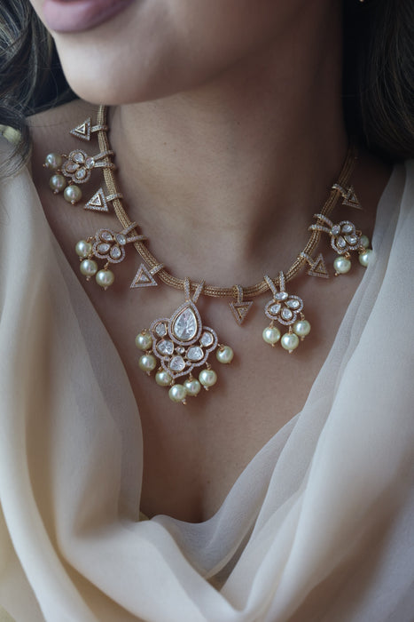 Kundan white stone short necklace with earrings MS5678