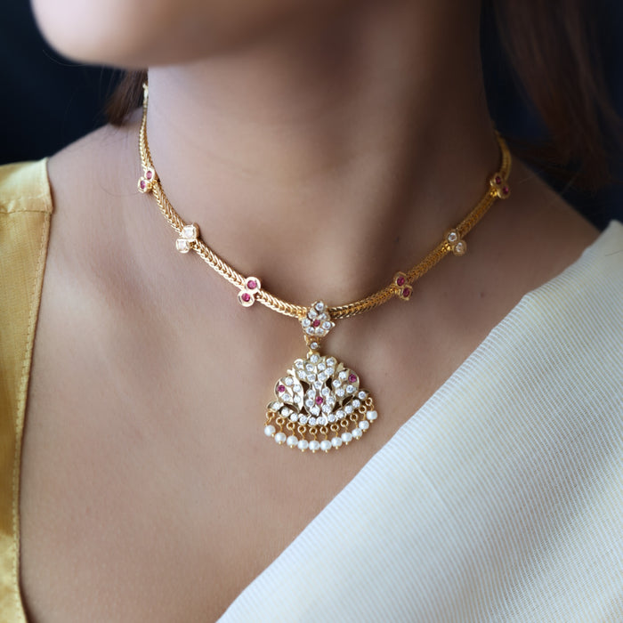 Heritage gold plated ruby white stone short necklace H3567