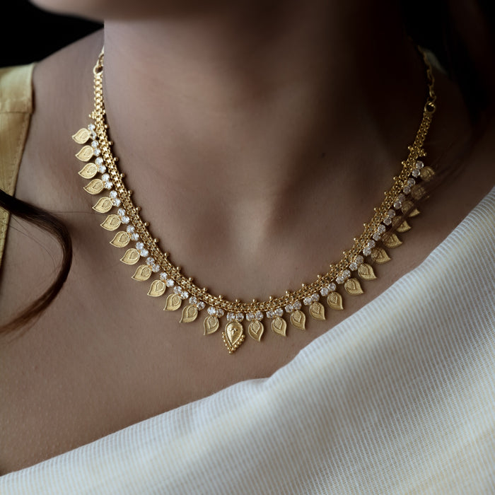 Heritage gold mango short necklace and earrings H679