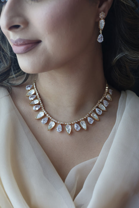 Kundan white stone short necklace with earrings MS1112