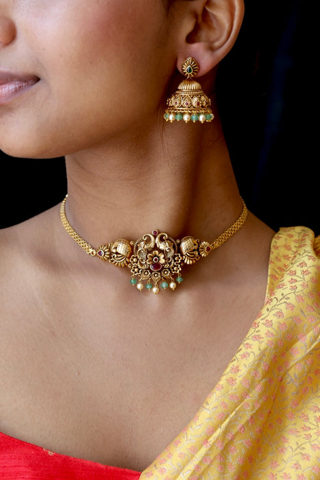 Antique green pearl choker necklace and earrings CCB1680