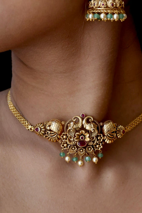 Antique green pearl choker necklace and earrings CCB1680
