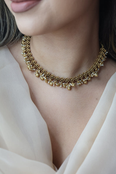 Antique gold short necklace and earrings G11893