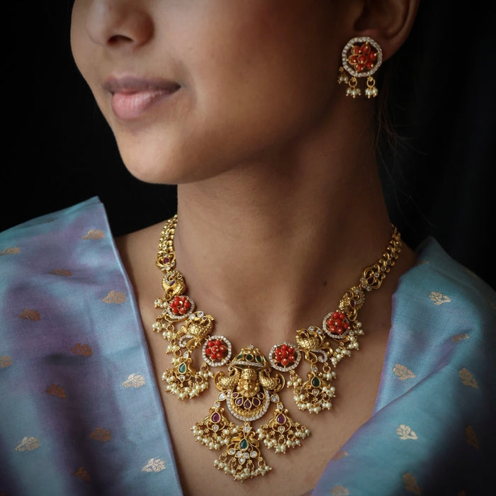 Antique red stone short necklace and earrings SS11011