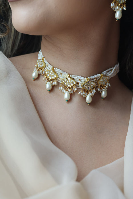 Kundan white stone and pearl choker necklace with earrings MS2334