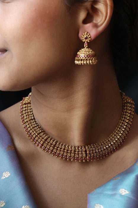 Antique gold short necklace with earrings G7654
