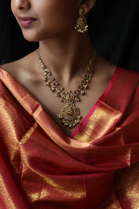 Antique stone and pearl short necklace with earrings S1B287