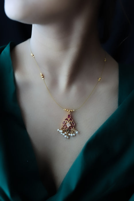 Antique invisible short necklace IN1009