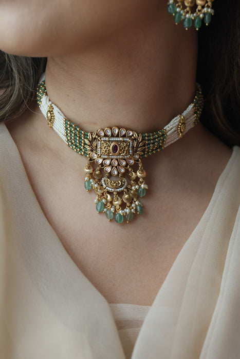 Antique gold and green pearl choker necklace with earrings AG1434
