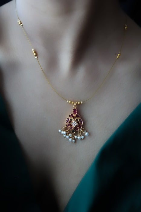 Antique invisible short necklace IN1009