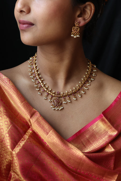 Antique pearl short necklace with earrings S1B1680