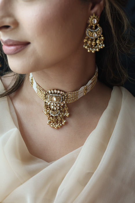 Antique gold and pearl choker necklace with earrings CCB26322