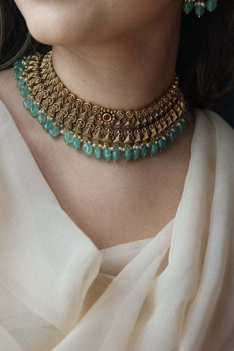 Antique gold green bead short necklace with earrings CCB26733