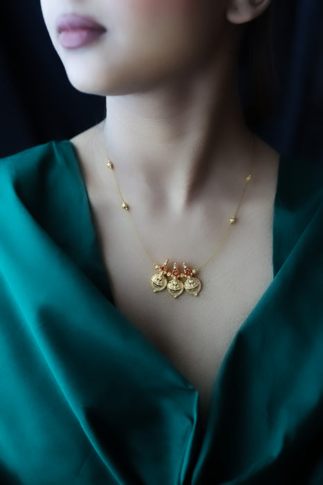 Heritage invisible short necklace IN1002