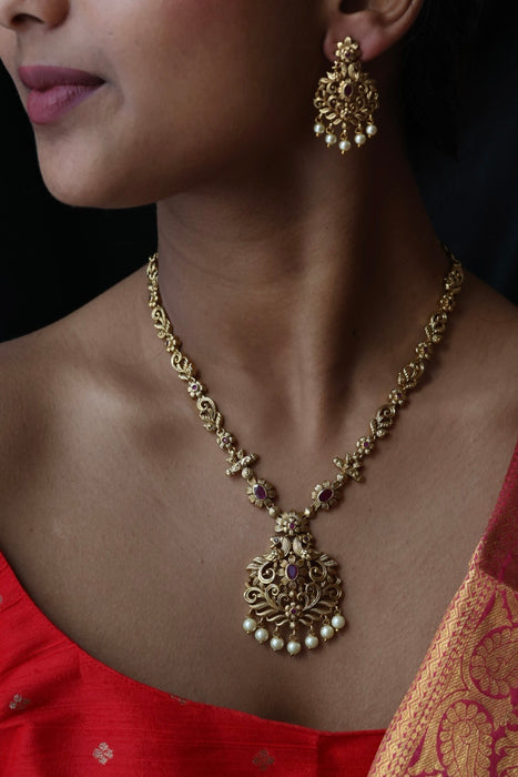 Antique ruby stone short necklace and earrings SS1087