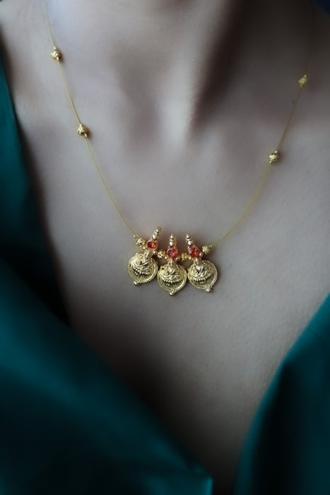 Heritage invisible short necklace IN1002