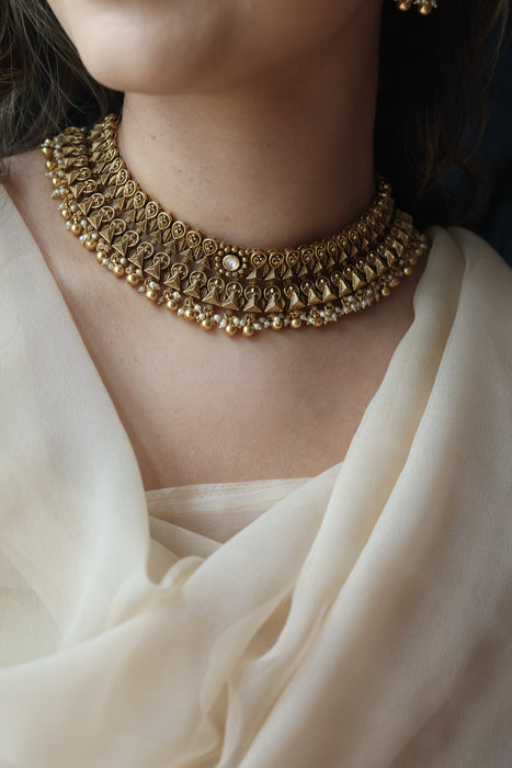 Antique gold choker necklace and earrings CCB25345