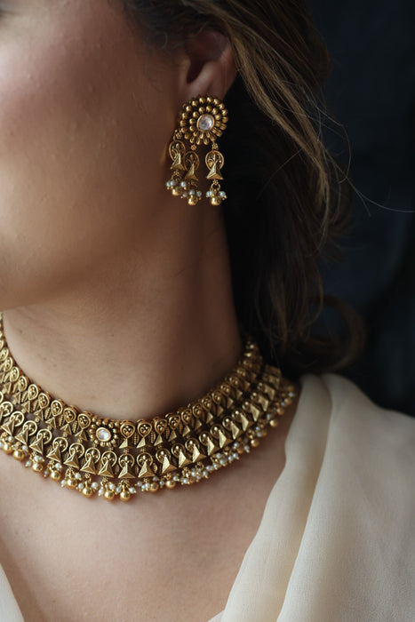 Antique gold choker necklace and earrings CCB25345