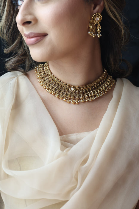 Antique gold choker necklace and earrings CCB25345