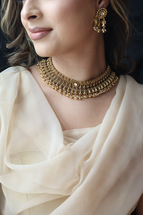 Antique gold choker necklace and earrings CCB25345