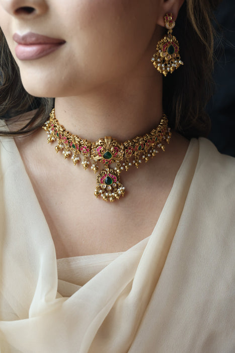 Antique gold and pearl choker necklace with earrings CCB21345