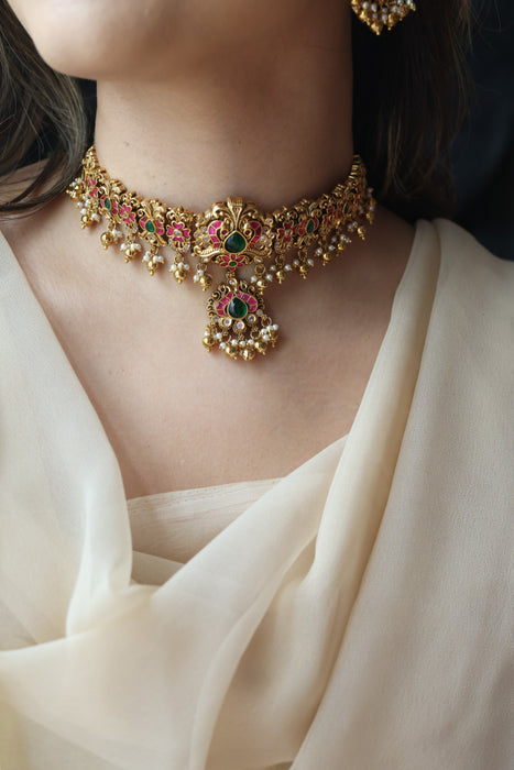 Antique gold and pearl choker necklace with earrings CCB21345