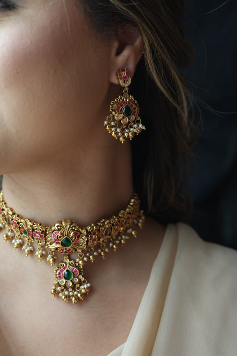 Antique gold and pearl choker necklace with earrings CCB21345