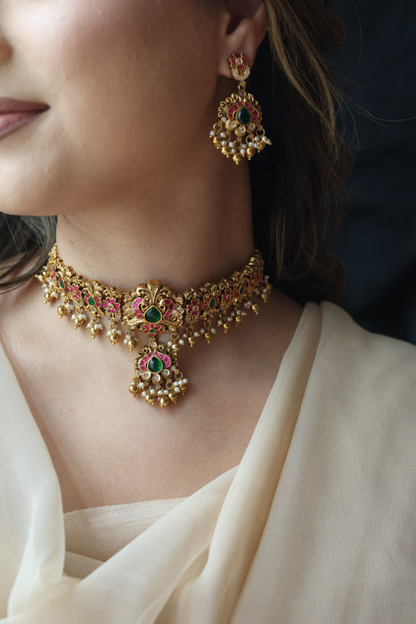 Antique gold and pearl choker necklace with earrings CCB21345