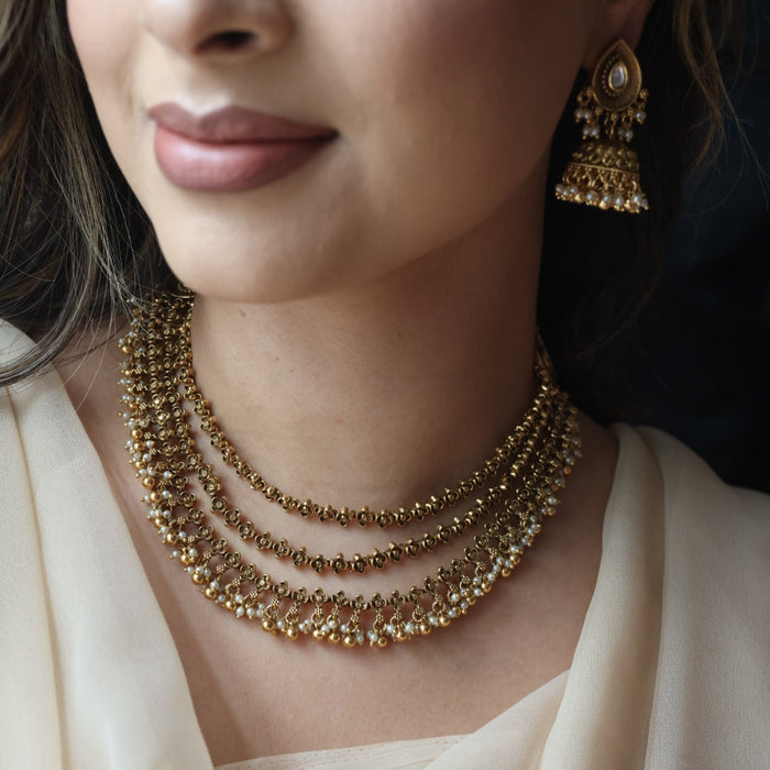 Antique gold layer short necklace and earrings G9367