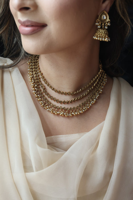 Antique gold layer short necklace and earrings G9367