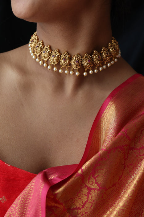 Antique gold and pearl short necklace with earrings SS100642