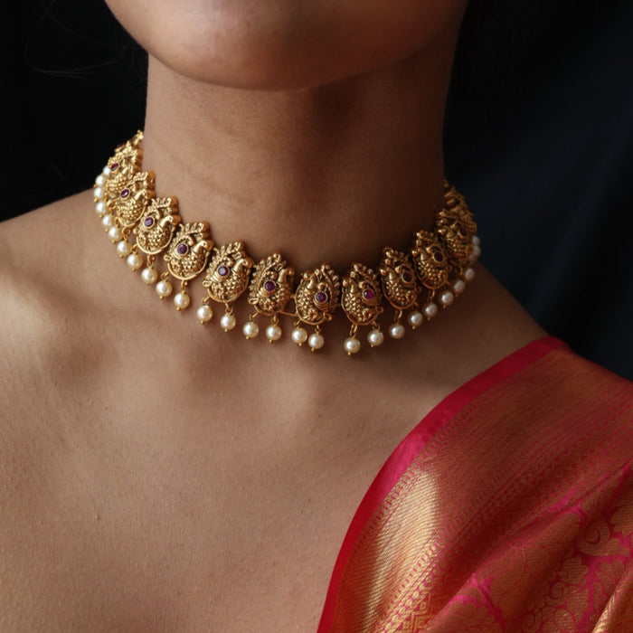 Antique gold and pearl short necklace with earrings SS100642