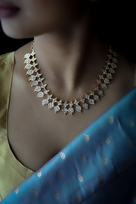 Heritage gold plated mango short necklace H642